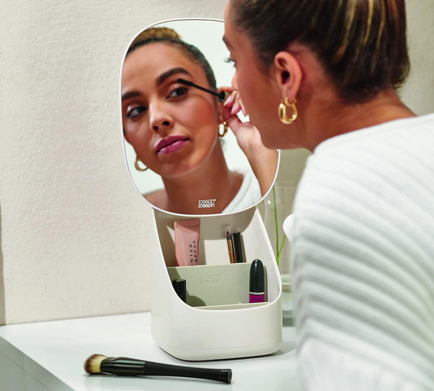 Specchio Con Piedistallo E Organizer Per Cosmetici